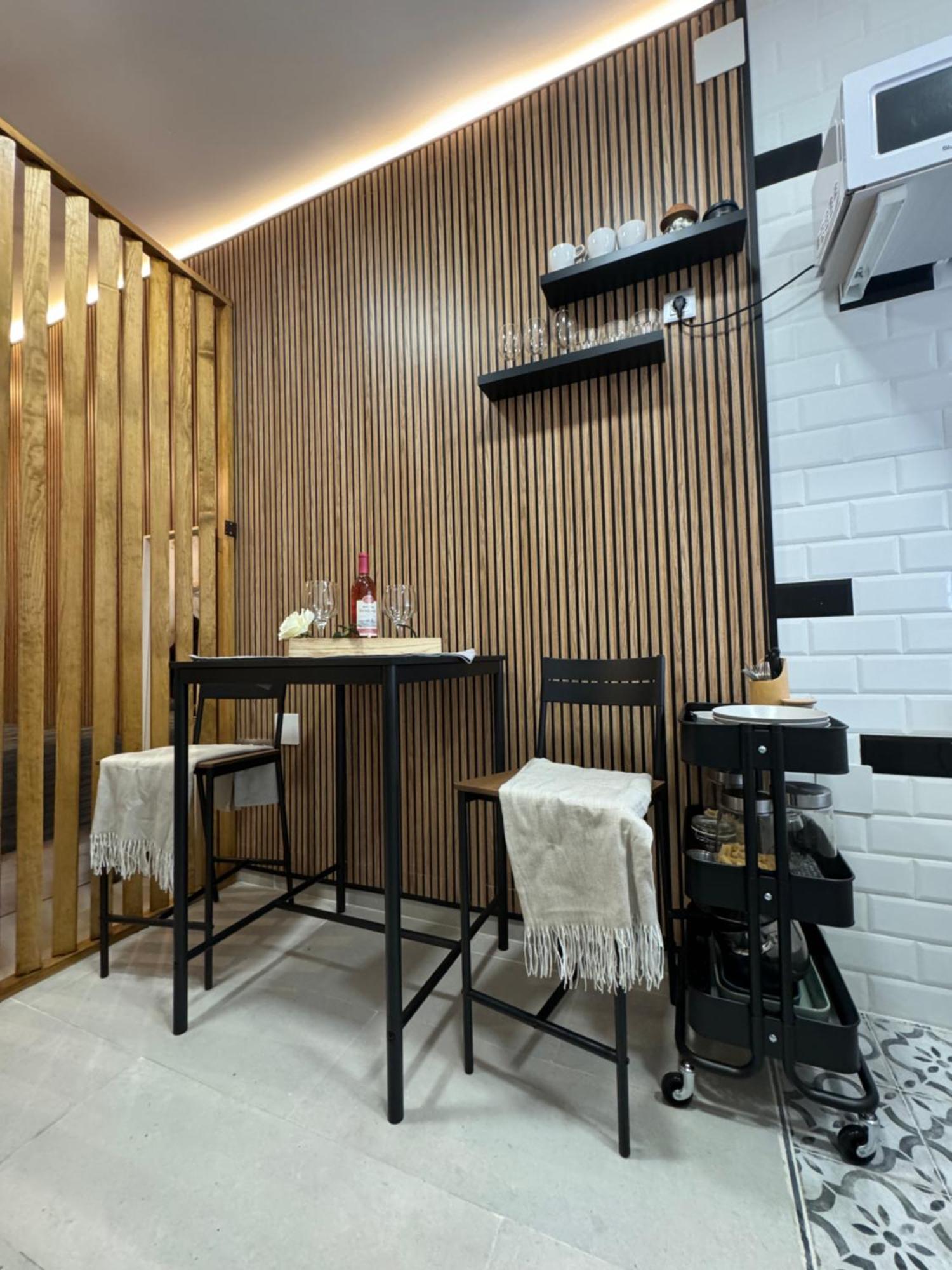 Vistalegre! Pequeno Y Fantastico Loft Cerca Del Metro Apartment Madrid Luaran gambar